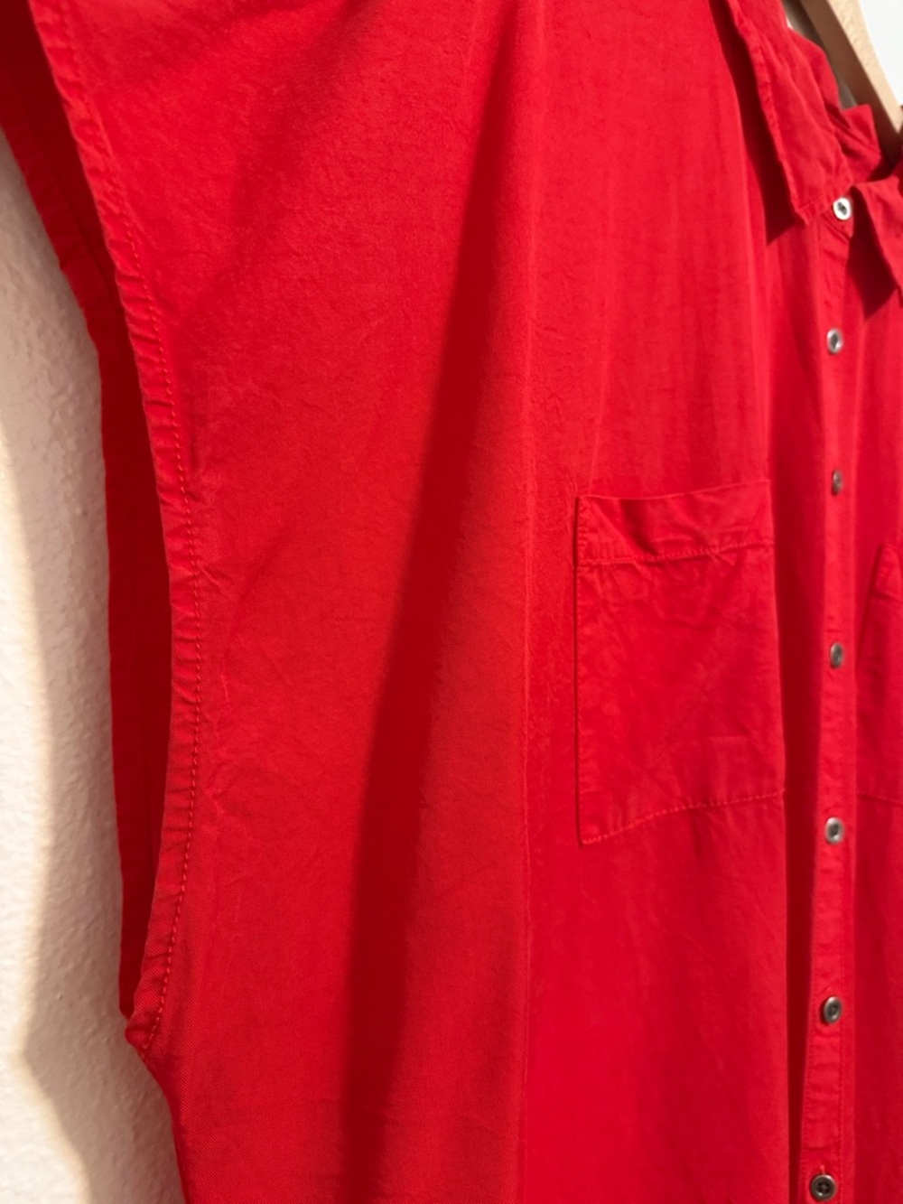 Torrid - Button Up Dolman Short Sleeve Red Chambray Shirt - 3X - Picture 5 of 8